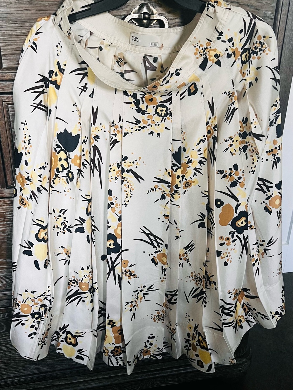 Tory Burch White Floral Pleated skirt with Yellow and Black Print